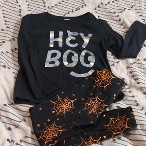 Old Navy Halloween 4/5T Long Sleeve "Hey boo" Top and Web Leggings Set